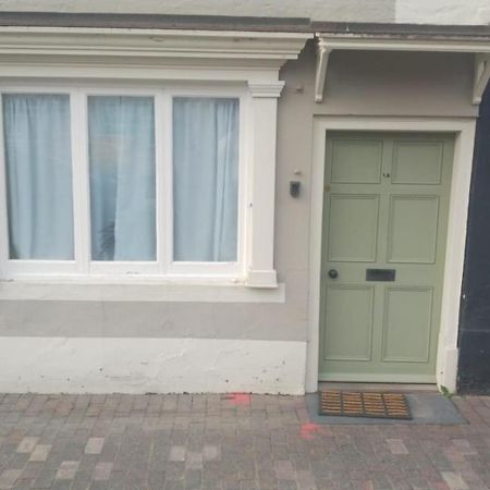 Apartamento Self Contained Flat In Llanfyllin Powys Exterior foto